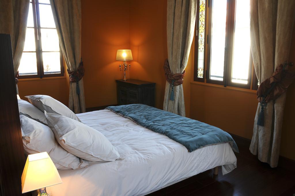 Bed and Breakfast Castel Peyssard Périgueux Habitación foto