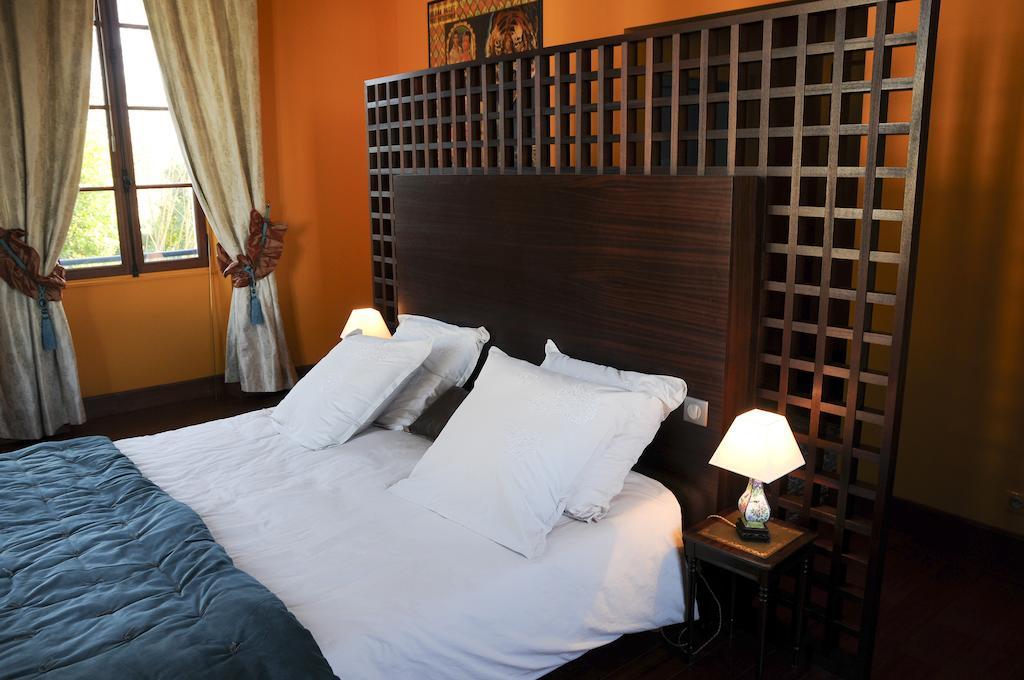 Bed and Breakfast Castel Peyssard Périgueux Habitación foto
